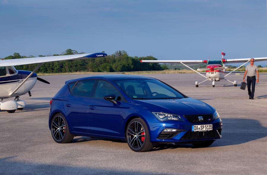  Seat Leon Cupra 300 2017 года  (WW) (фото 40 из 49)